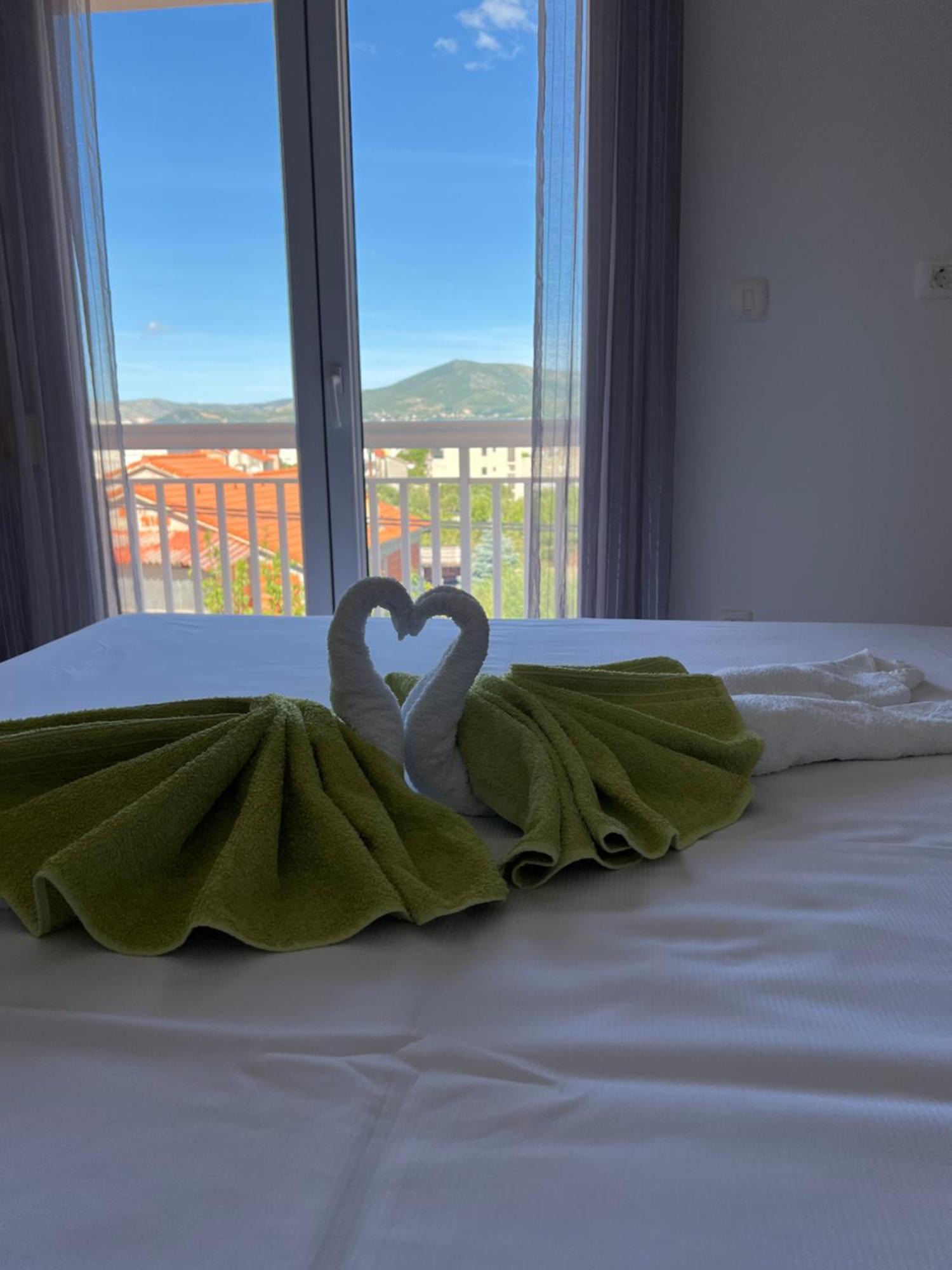 Apartment Marija 2 Near Split Kastela Bagian luar foto