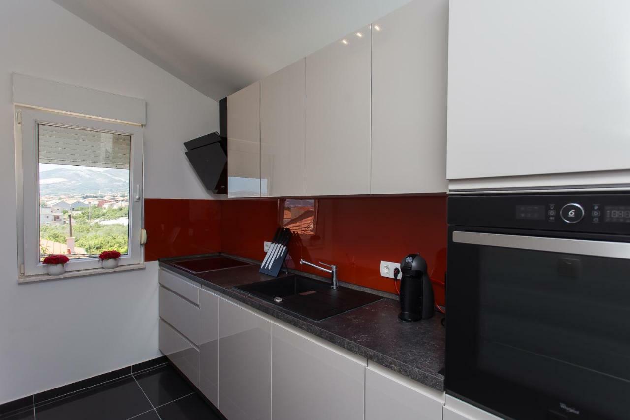 Apartment Marija 2 Near Split Kastela Bagian luar foto